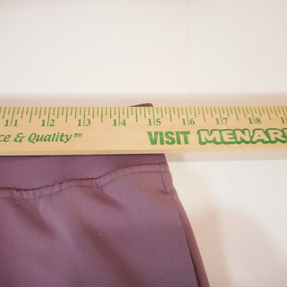 Mandala Women’s Jogger Scrubs - Mauve and Heather Gray - Picture 5 of 13